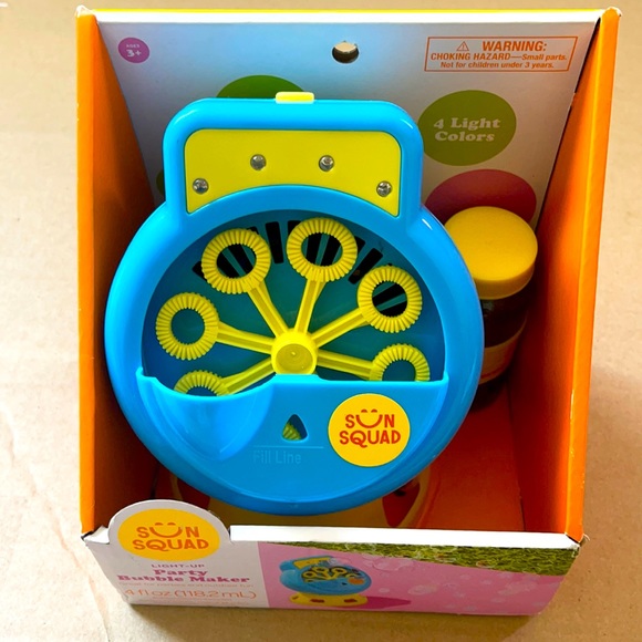 Sun Squad Toys Bubble Machine With 4 Light Colors Sun Squad Poshmark